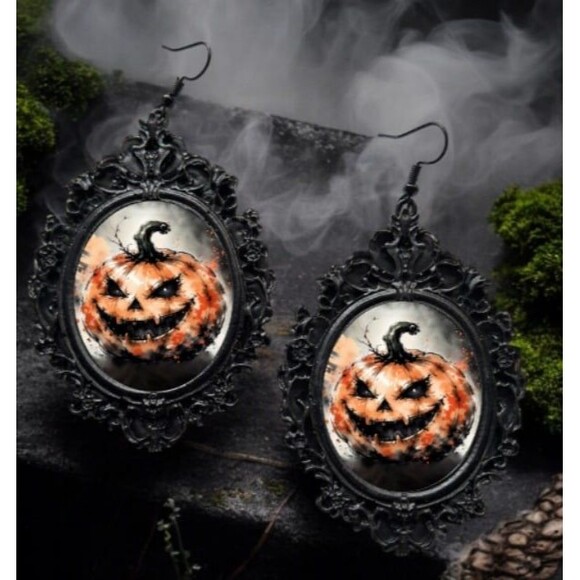 Pumpkin Earrings Spooky Season Jack-O-Lantern Halloween October Spice Vibes - Picture 2 of 2